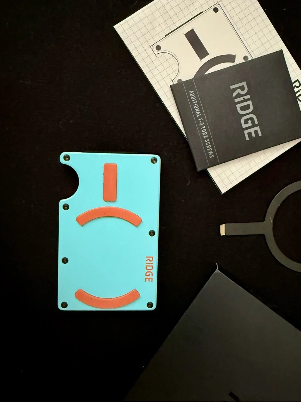 RIDGE Minimalist Card & Key Holder - Aqua Blue